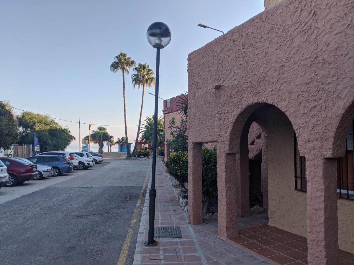 Renovated Apartment On Beachside With Pool Nerja Zewnętrze zdjęcie