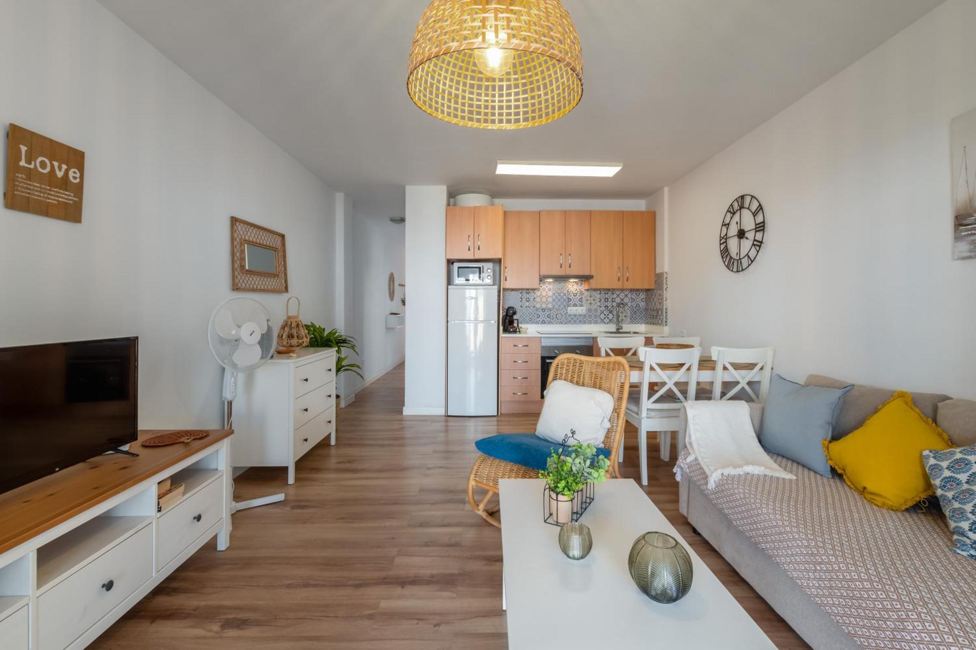 Renovated Apartment On Beachside With Pool Nerja Zewnętrze zdjęcie