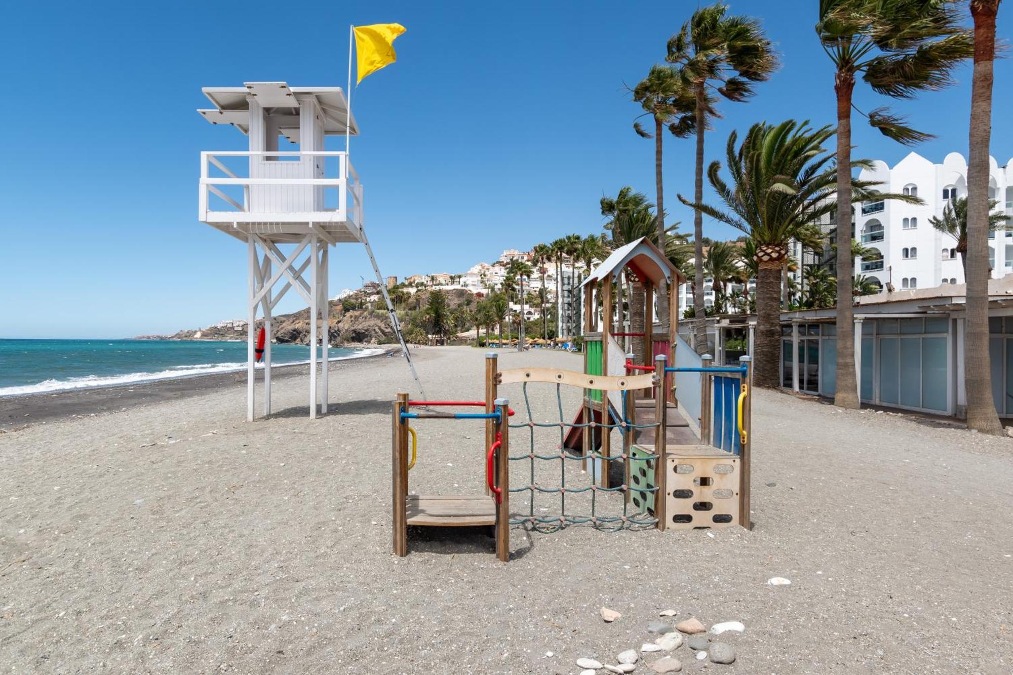 Renovated Apartment On Beachside With Pool Nerja Zewnętrze zdjęcie